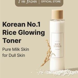 - Rice Glowing Facial Toner